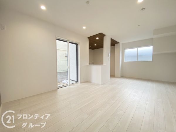 堺市西区浜寺昭和町４丁　新築一戸建て　全１区画