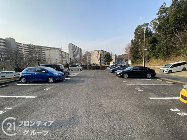 ファミール竹城台　中古マンション
