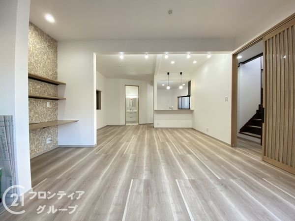 堺市中区陶器北　中古一戸建て