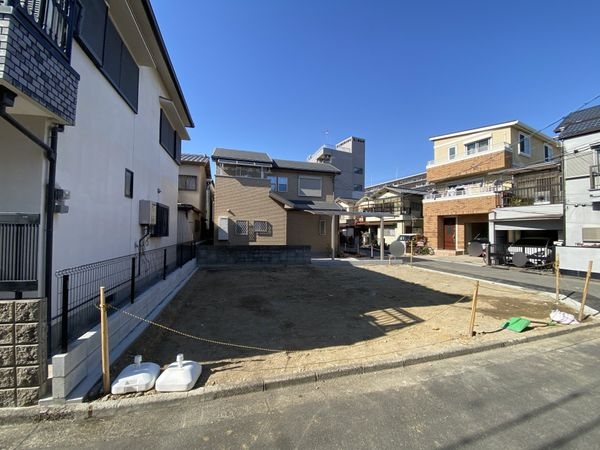 大阪府堺市堺区柏木町１丁　新築一戸建て