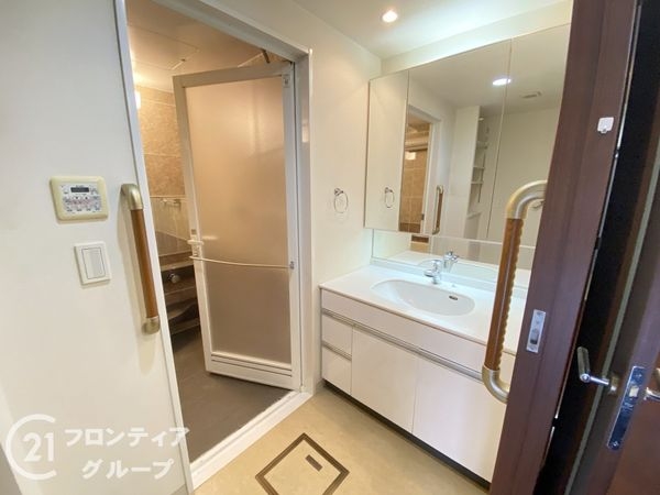 グランフォレスタコート栂・美木多　中古マンション