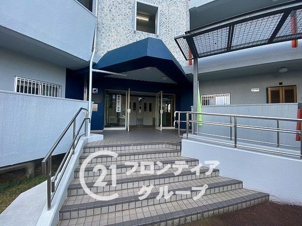 泉北若松台AB住宅弐号棟　中古マンション