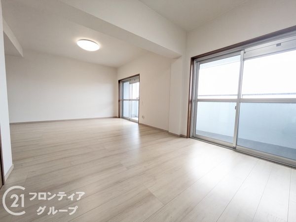 泉北若松台AB住宅弐号棟　中古マンション