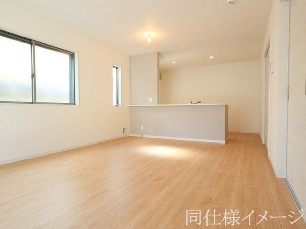堺市西区鳳北町４丁　新築一戸建て　４期　２号棟