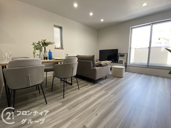 堺市西区草部　新築一戸建て