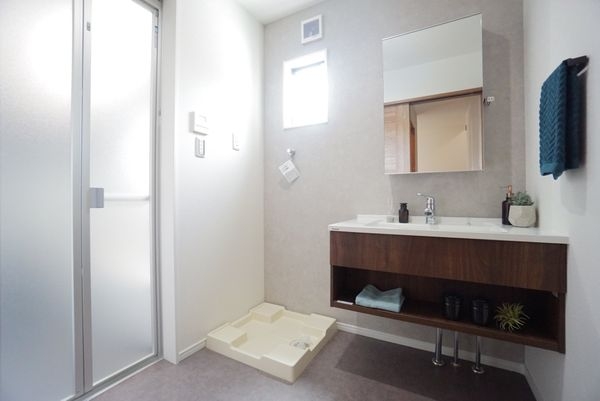 FrontierGardens　堺市堺区中田出井町２丁　…