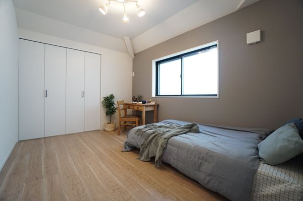 FrontierGardens　堺市堺区中田出井町２丁　…
