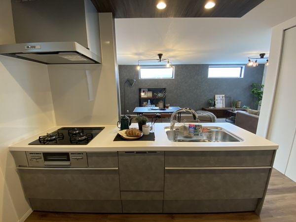 FrontierGardens　堺市堺区中田出井町２丁　…