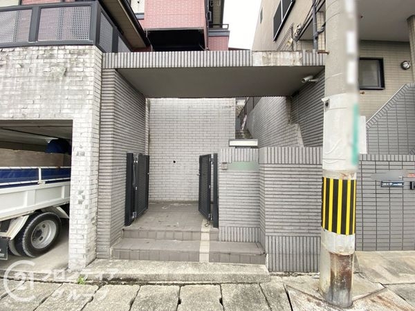 堺市西区上野芝町８丁　中古一戸建て