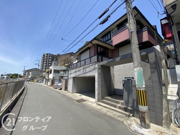 堺市西区上野芝町８丁　中古一戸建て