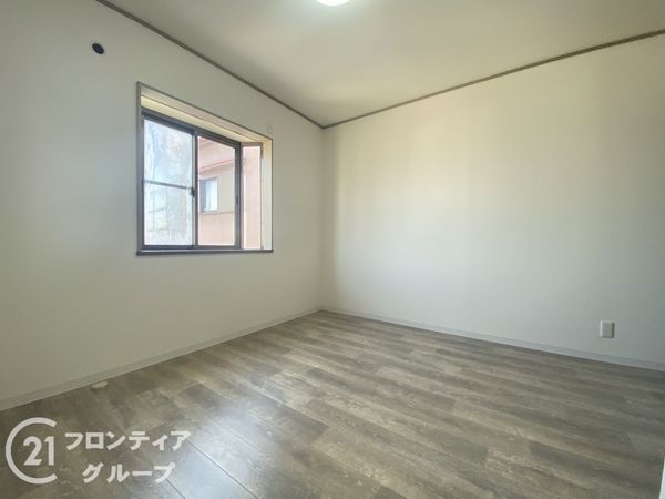 堺市西区上野芝向ヶ丘町５丁の中古一戸建て