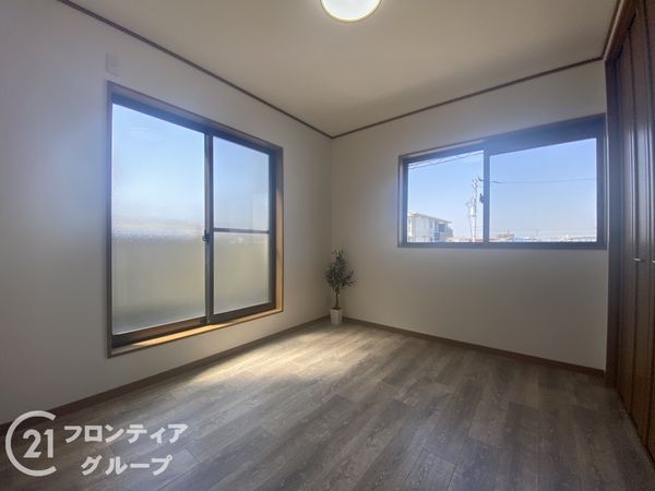 堺市西区上野芝向ヶ丘町５丁の中古一戸建て