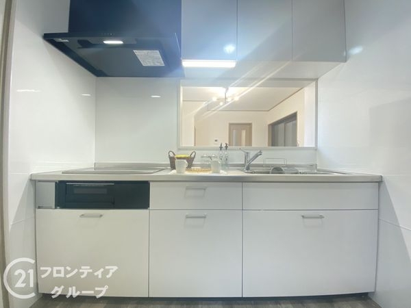 堺市西区上野芝向ヶ丘町５丁　中古一戸建て
