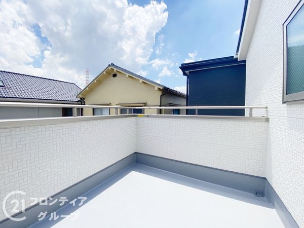 堺市北区長曽根町　新築一戸建て　３期　2号棟