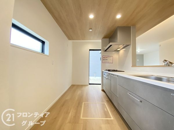 堺市西区家原寺町１丁　新築一戸建て　A号棟