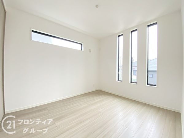 堺市西区家原寺町１丁　新築一戸建て　B号棟