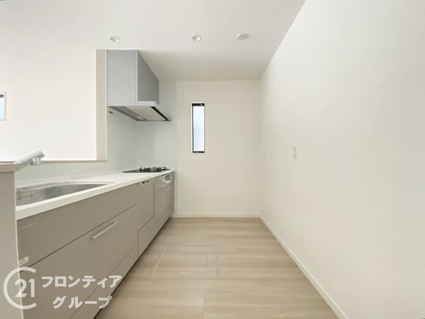 堺市西区家原寺町１丁　新築一戸建て　B号棟