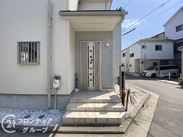 堺市西区上　中古一戸建て