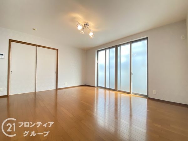 堺市西区浜寺石津町中３丁の中古一戸建て
