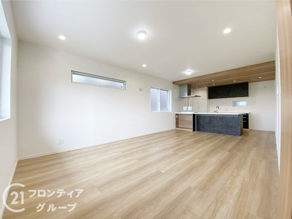 堺市東区丈六　新築一戸建て