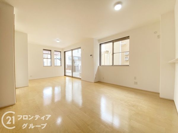 堺市東区大美野の中古一戸建て(リビング)