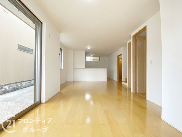 堺市東区大美野の中古一戸建て(リビング)