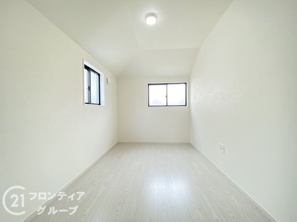 堺市南区庭代台１丁　新築一戸建て　２期　２号棟