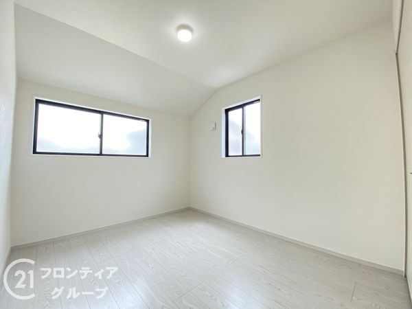 堺市南区庭代台１丁　新築一戸建て　２期　２号棟