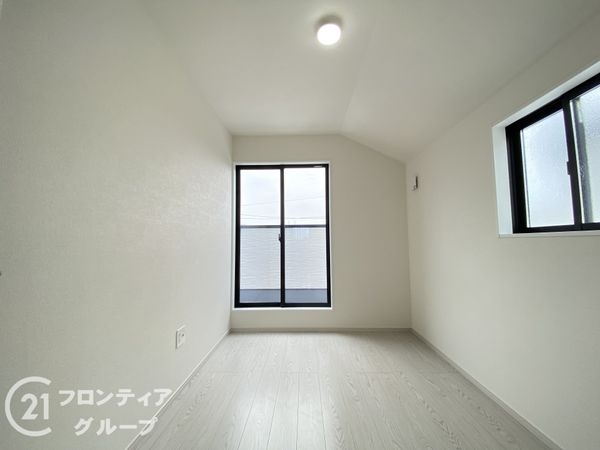 堺市南区庭代台１丁　新築一戸建て　２期　２号棟