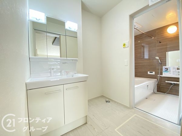 堺市南区庭代台１丁　新築一戸建て　２期　２号棟