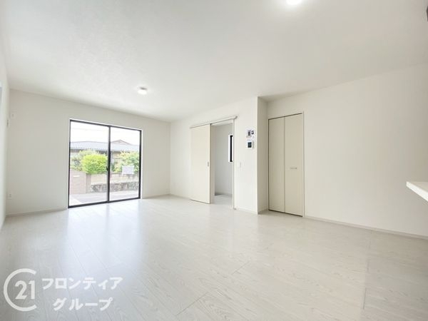 堺市南区庭代台１丁　新築一戸建て　２期　２号棟