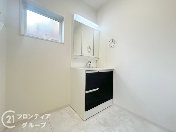 堺市北区野遠町　新築一戸建て