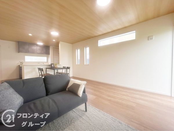 堺市北区野遠町　新築一戸建て