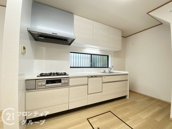 堺市中区深井北町　中古一戸建て