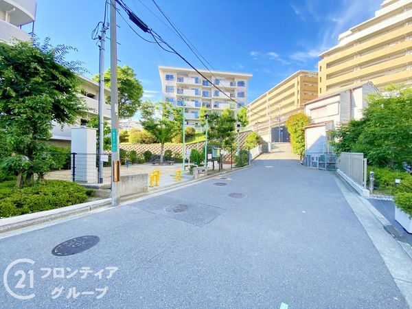 クレアコート上野芝ラベルヴィ　中古マンション