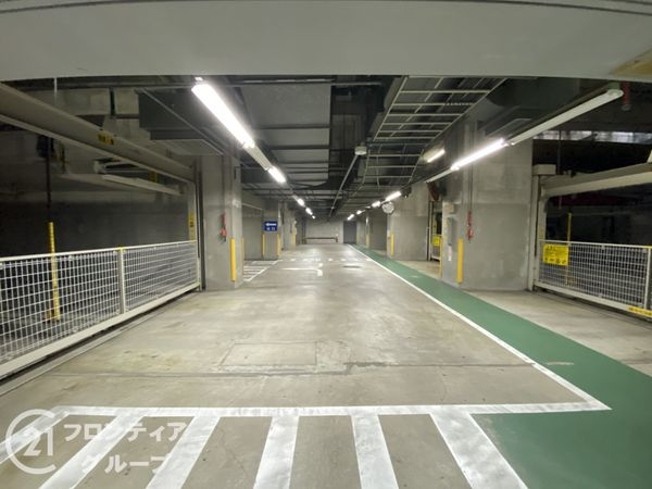 シャルマンフジ泉北深井駅前ザ・ステーションタワー　中古マン…