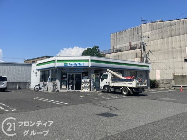 堺市北区南花田町 新築一戸建て 3期 全1区画(ファミリーマート堺南花田町東店)