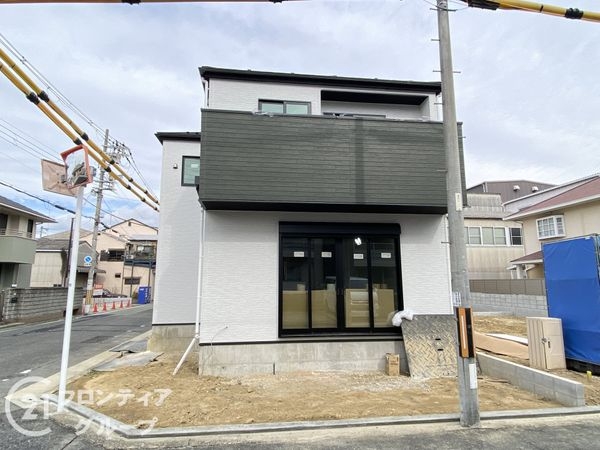 堺市北区南花田町　新築一戸建て　１期　2号棟