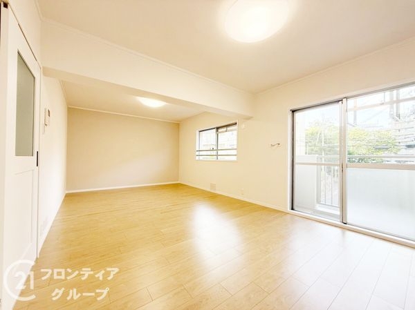泉北原山台第二次団地参号棟　中古マンション