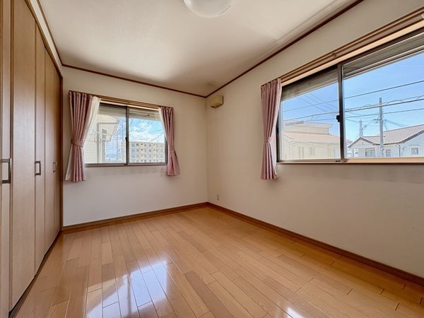 岸和田市中井町３丁目の中古一戸建て