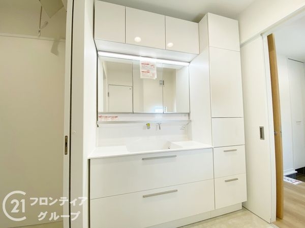堺市西区上野芝町７丁　新築一戸建て　２号棟