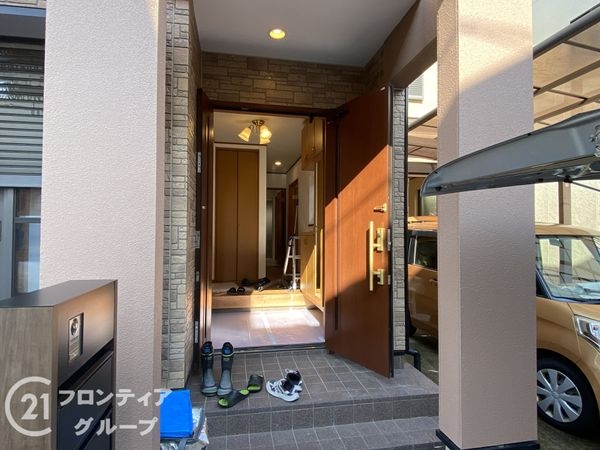 堺市西区上　中古一戸建て