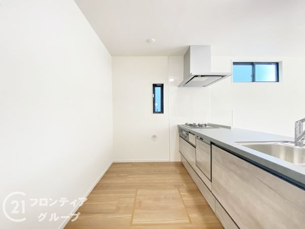 堺市中区堀上町　新築一戸建て　１期　４号棟