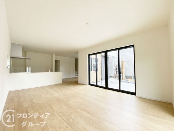 堺市中区堀上町　新築一戸建て　１期　３号棟