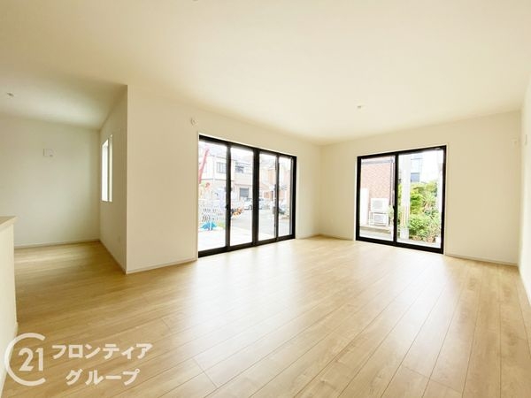 堺市中区堀上町　新築一戸建て　１期　３号棟