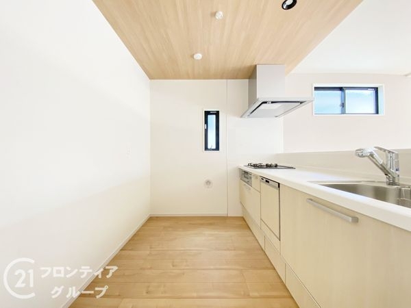 堺市堺区緑町2丁 新築一戸建て 1期 1号棟(キッチン)