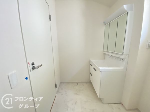 堺市堺区緑町2丁 新築一戸建て 1期 1号棟(洗面台・洗面所)