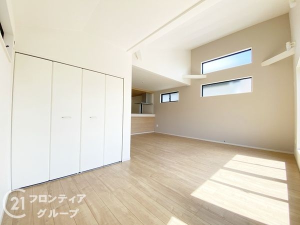 堺市堺区緑町2丁 新築一戸建て 1期 1号棟(リビング)