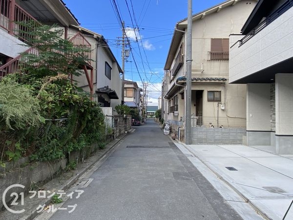 堺市堺区緑町2丁 新築一戸建て 1期 2号棟(前面道路含む現地写真)