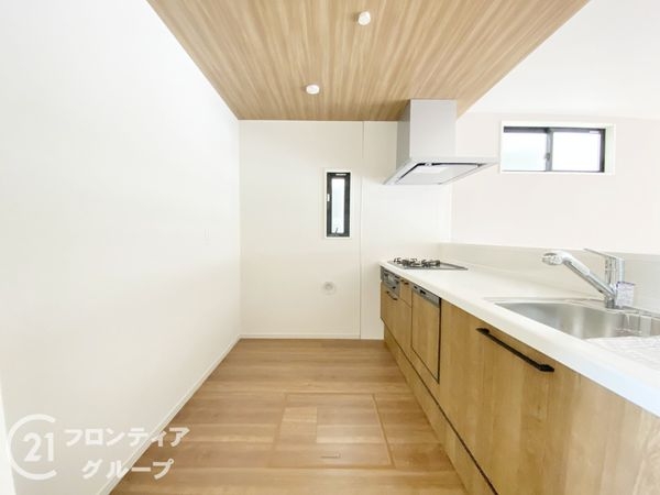 堺市堺区緑町2丁 新築一戸建て 1期 2号棟(キッチン)